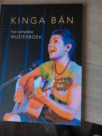 King a ban muziek boek op noten  beschikbaar voor biedingen