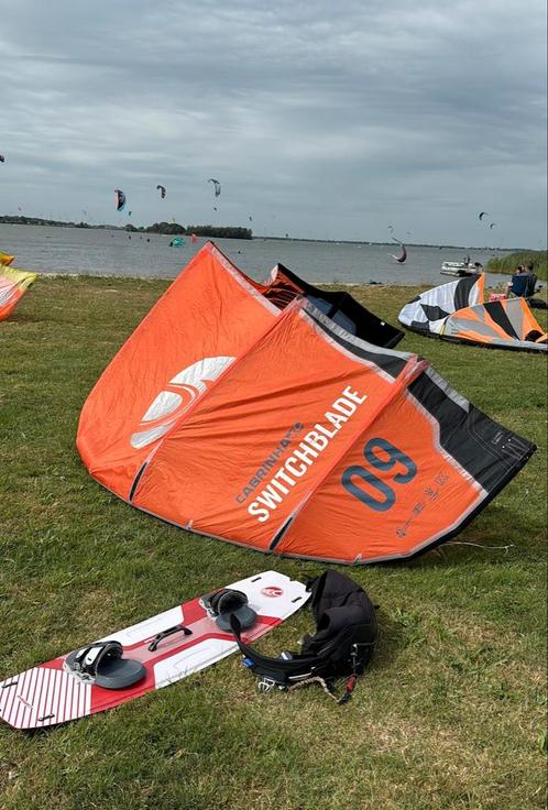 Cabrinha Switchblade 9 en 12 + bar gekocht 2023, Watersport en Boten, Kitesurfen, Zo goed als nieuw, Geen board, Ophalen of Verzenden