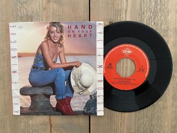 VINYL SINGLE Kylie Minogue - Hand On Your Head beschikbaar voor biedingen