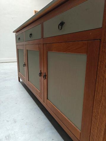 Dressoir beschikbaar voor biedingen