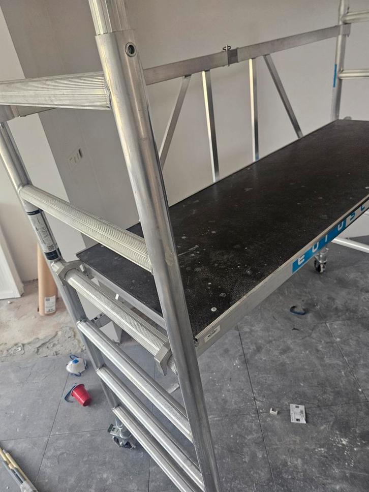 TE HUUR kamersteiger 75cm x 3m 
*gratis levering, Doe-het-zelf en Verbouw, Steigers, Zo goed als nieuw, Rolsteiger of Kamersteiger