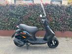 Piaggio zip 2020, Fietsen en Brommers, Scooters | Piaggio, Zip, Zo goed als nieuw, Benzine, 49 cc