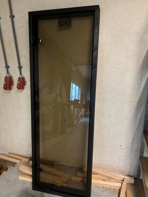 Complete Luxe sauna glasdeuren met zwart kozijn. Zelfbouw, Sport en Fitness, Sauna, Zo goed als nieuw, Ophalen of Verzenden