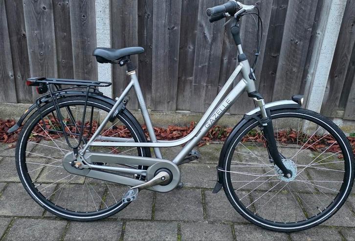 Te koop netjes gazelle dames fıets, Fietsen en Brommers, Fietsen | Dames | Damesfietsen, Zo goed als nieuw, Gazelle, Versnellingen