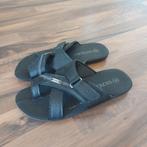 Zwarte slippers van Gezer, Maat 44, Kleding | Heren, Schoenen, Ophalen of Verzenden, Gedragen, Zwart