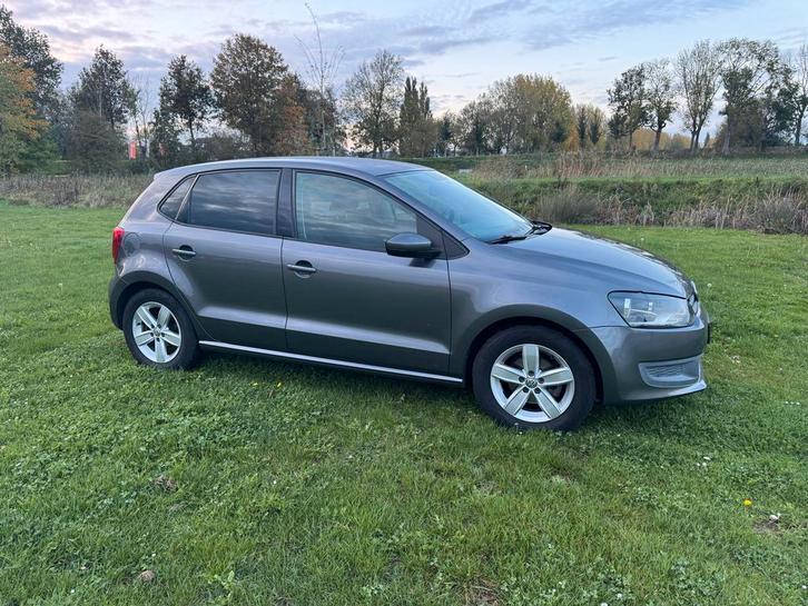 Volkswagen Polo 1.2 TSI 77KW 2010 Grijs, Auto's, Volkswagen, Particulier, Polo, Airconditioning, Apple Carplay, Bluetooth, Centrale vergrendeling
