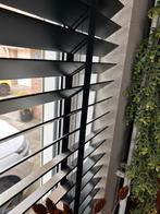 Zwarte houten jaloezie 153x152cm, 50mm lamellen, Ophalen of Verzenden, Gebruikt