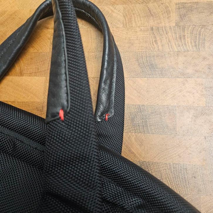 Samsonite Pro-DLX 3 Laptop Tas 16-17 inch, Computers en Software, Laptoptassen, Gebruikt, Trolleytas, 16 inch, Ophalen of Verzenden