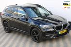 BMW X1 SDrive20i 192PK High Executive Automaat HUD LED !, Auto's, BMW, 1998 cc, Leder en Stof, Zwart, Bedrijf