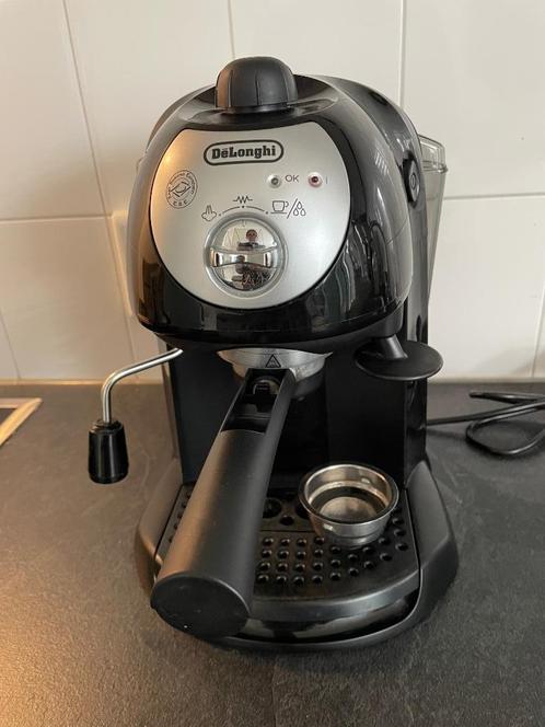 DeLonghi EC 201.CD.B Espressomachine, Witgoed en Apparatuur, Koffiezetapparaten, Zo goed als nieuw, Gemalen koffie, Koffiepads en cups