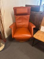 Lederen relax fauteuil oplaadbaar, Huis en Inrichting, Fauteuils, Ophalen of Verzenden, Zo goed als nieuw, 50 tot 75 cm