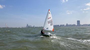 Laser 4.7 / ILCA 4  beschikbaar voor biedingen