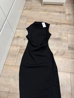Zwarte jurk Mango, Kleding | Dames, Gelegenheidskleding, Ophalen of Verzenden, Nieuw, Zwart