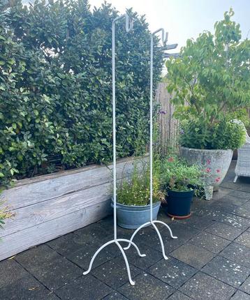 Plantenhangers, ook voor lantaarn. Hangers, vintage oud. beschikbaar voor biedingen
