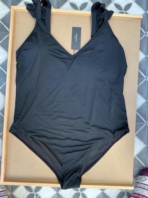 VERO MODA CURVE badpak vmmelodi zwart maat 52, Kleding | Dames, Badmode en Zwemkleding, Nieuw, Badpak, Zwart, Ophalen of Verzenden