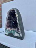 Amethist geode - 4.2kg, Verzamelen, Mineralen en Fossielen, Ophalen of Verzenden, Mineraal