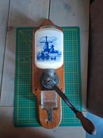Oude Wand Koffiemolen met Molen afbeelding, Antiek en Kunst, Antiek | Keukenbenodigdheden, Ophalen of Verzenden