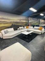 Luxe hoekbank met ronde vormen en zachte bekleding 460x300, Ophalen of Verzenden, Zo goed als nieuw