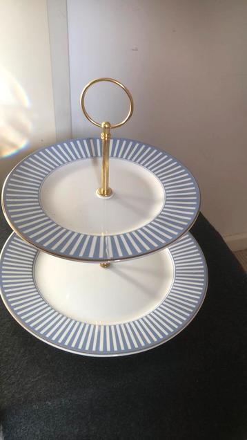 Harmony etagérè blauw wit goud beschikbaar voor biedingen
