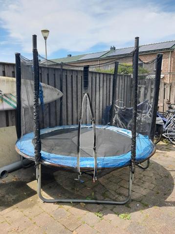 Niet meer GRATIS op te halen trampoline beschikbaar voor biedingen