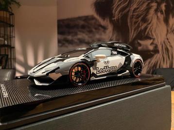 Extreem zeldzaam ! 1:18 Jon Olsson Huracan Snow camouflage ! beschikbaar voor biedingen