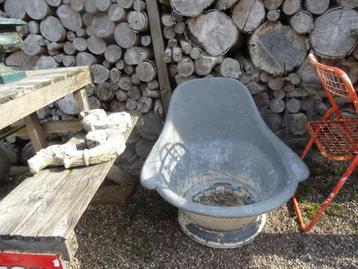 mooi bijzonder zinken bad beschikbaar voor biedingen
