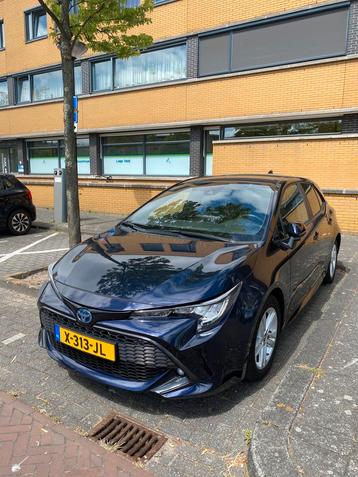 Toyota Corolla 1.8 Hybrid 122pk CVT 2022 Blauw beschikbaar voor biedingen