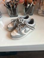 Nike dunk low maat 31, Ophalen of Verzenden, Zo goed als nieuw, Jongetje of Meisje, Schoentjes