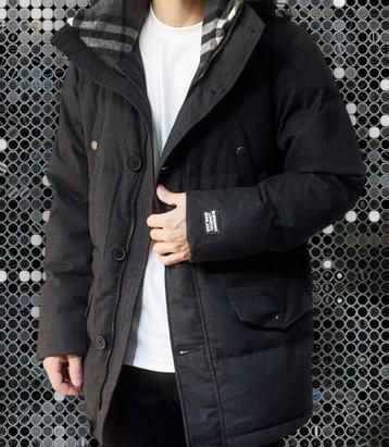 Burberry Winter Jas Heren beschikbaar voor biedingen