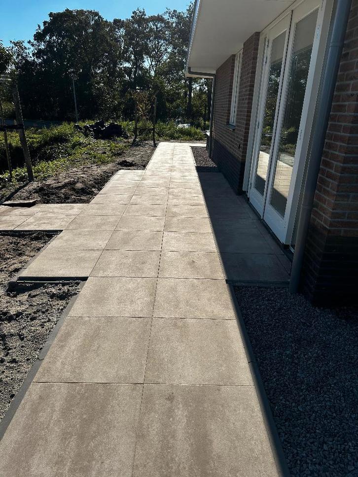 hovenier aangeboden, Diensten en Vakmensen, Tuinmannen en Stratenmakers, Bestrating, Hekwerk of Schuttingen, Tuin- of Vijveraanleg