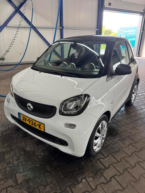 Smart ForTwo 1.0 52KW Coupe MHD AUT 2016 Wit, Auto's, Smart, Particulier, ForTwo, ABS, Airbags, Airconditioning, Bluetooth, Boordcomputer