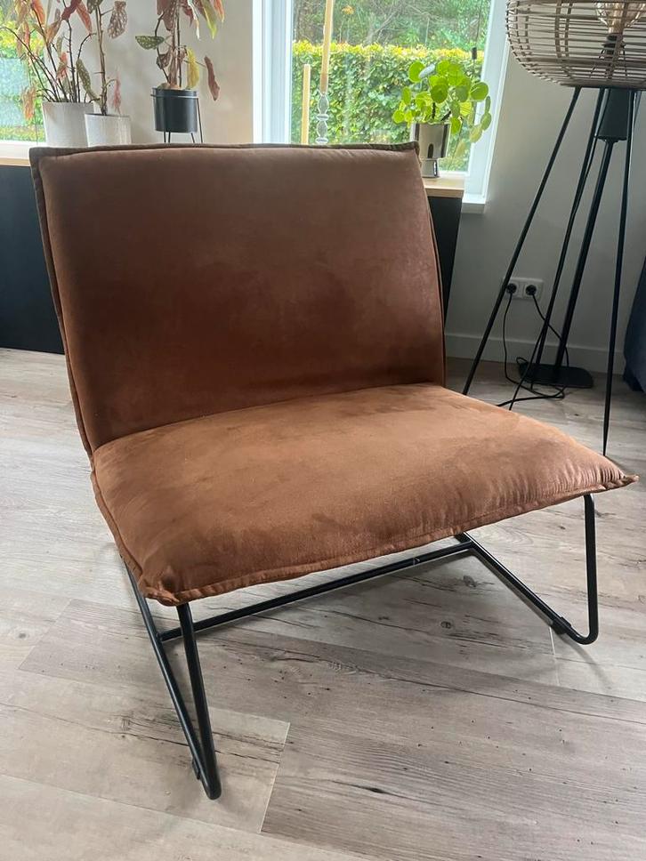 Cognac/ bruin kleurige fauteuil 1,5 zits, Huis en Inrichting, Fauteuils, Gebruikt, Metaal, 75 tot 100 cm, Minder dan 75 cm, Ophalen