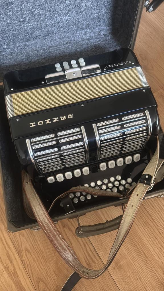 Hohner harmonica, Muziek en Instrumenten, Accordeons, Gebruikt, 120-bas, Overige merken, Ophalen of Verzenden