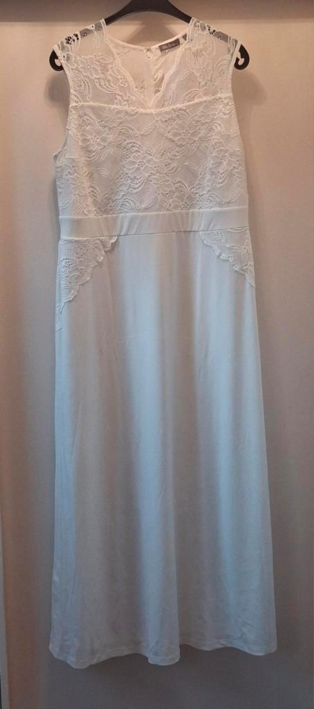 Ulla Popken Mouwloze Trouwjurk Maat 48, Kleding | Dames, Jurken, Nieuw, Maat 46/48 (XL) of groter, Wit, Onder de knie, Ophalen of Verzenden