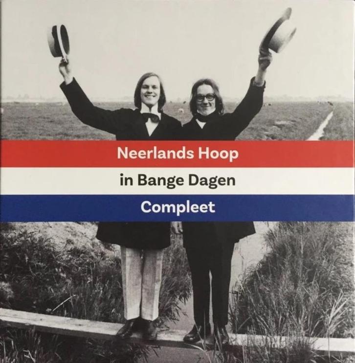 NEERLANDS HOOP IN BANGE DAGEN COMPLEET BOX SET, Cd's en Dvd's, Dvd's | Cabaret en Sketches, Nieuw in verpakking, Tv-programma of Sketches