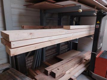 Vuren balken nieuw, 3600x157x67. (3.6 meter, 16x7cm) beschikbaar voor biedingen