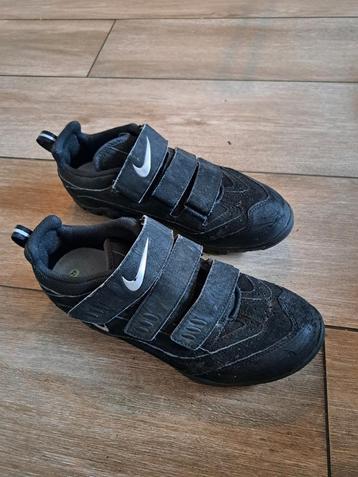 Fietsschoenen met klik. 42 beschikbaar voor biedingen