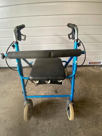Rollator - Blauw - Gebruikt beschikbaar voor biedingen