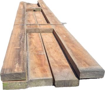 6 Hardhouten balken 7.5x22.5 cm 5.50 m lang - nr: HB24 beschikbaar voor biedingen