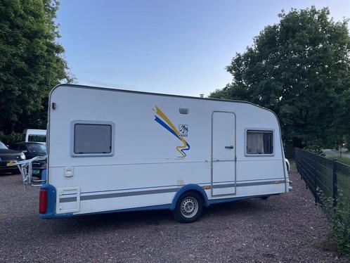 Caravan Knaus 450 BLUE LINE (bj 1999), Caravans en Kamperen, Caravans, Bedrijf, tot en met 4, 1000 - 1250 kg, Rondzit, Knaus, Vast bed