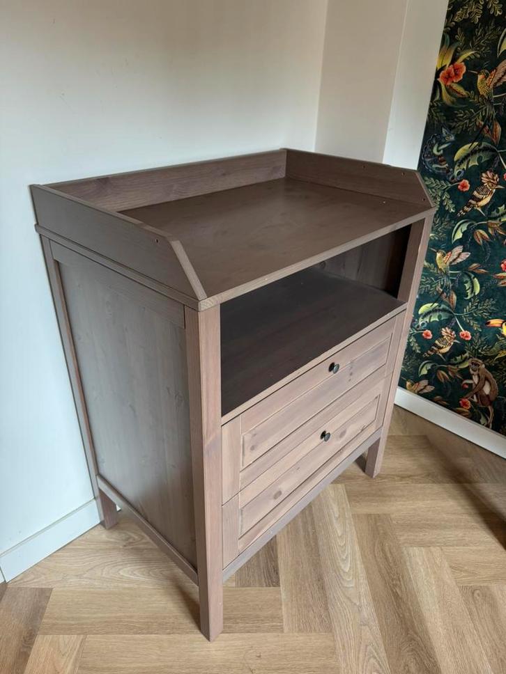 IKEA Sundvik commode – bruin, niet meer verkrijgbaar!, Kinderen en Baby's, Kinderkamer | Commodes en Kasten, Zo goed als nieuw