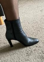 Enkellaarsjes nieuw uit de doos, Zwart, Nieuw, Ophalen of Verzenden, Schoenen met hoge hakken