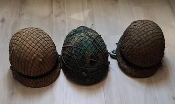 Leger helmen beschikbaar voor biedingen