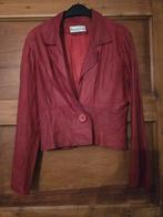 Mooi rood suèdeachtig jasje van Marianne Vanderbilt maat M, Maat 38/40 (M), Marianne Vanderbilt, Ophalen of Verzenden, Zo goed als nieuw