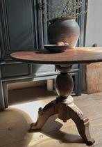Oude sleetse grote (83,5) wijntafel oosters India imperfect, Ophalen