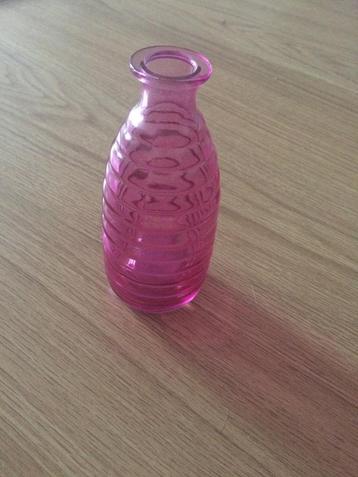 Roze vaasje felroze fuchsia glas vaas accessoires flesje