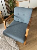 Modern Blue Brown Armchair, Huis en Inrichting, Fauteuils, Hout, Modern, 75 tot 100 cm, Zo goed als nieuw