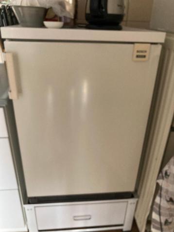 Compacte Koelkast - Ideaal voor Kleine Ruimtes beschikbaar voor biedingen