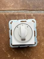 Gira rolluik schakelaar te koop, Doe-het-zelf en Verbouw, Elektra en Kabels, Ophalen of Verzenden, Zo goed als nieuw