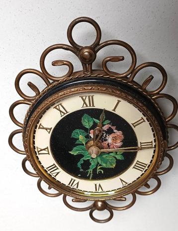 vintage wandklokje /messing/metaal / impuls Kienzle uurwerk beschikbaar voor biedingen